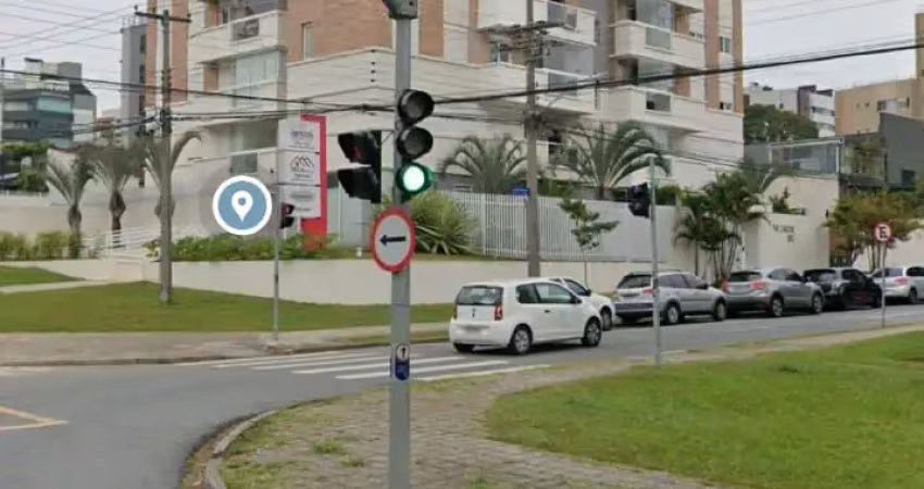 Preço abaixo do metro quadrado da região do água verde (divisa batel)