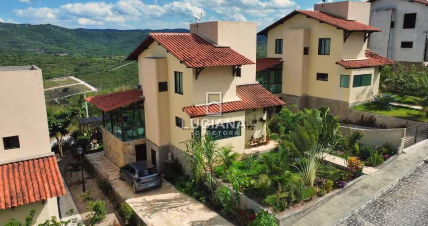Casa com vista para venda em Gravatá/PE - 3 Suítes!