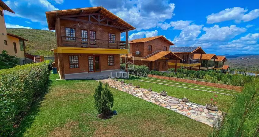Espetacular! Casa com 3 suítes mobiliada em Gravatá-PE