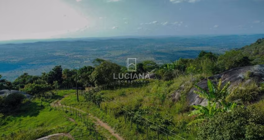 A vista mais linda que você já viu! 4,28 hectares para venda em Serra Negra!