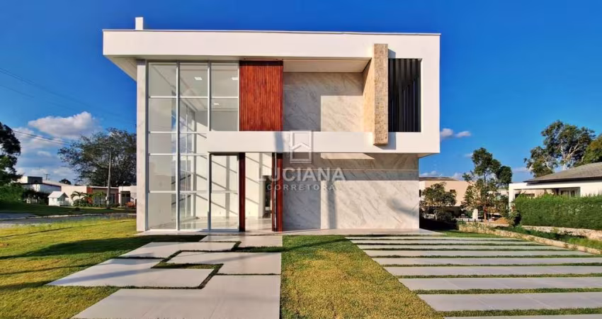 Lançamento! Casa com 4 suítes em Condomínio de Alto Padrão!