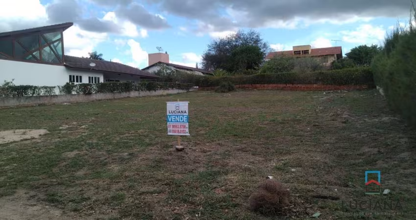 Terreno à venda em Condomínio Estilo Fazenda, de Alto Padrão