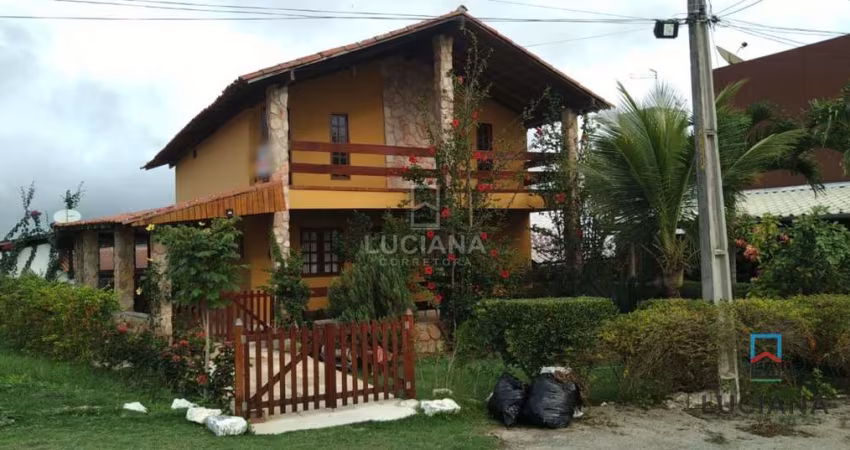 Belíssima casa em Condomínio Fechado Próximo ao Centro e com Vista