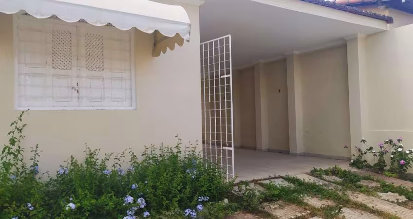 Casa Solta bem Localizada em Gravatá-PE