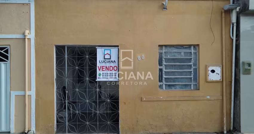 casa bem localizada a venda em Gravatá- PE