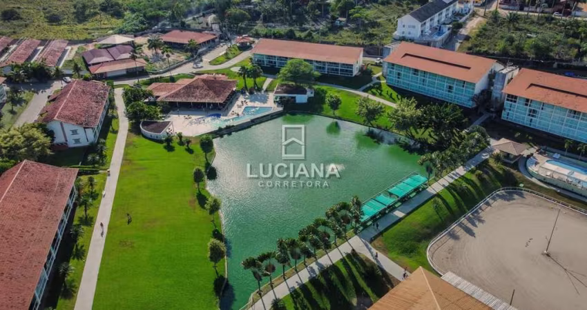Excelente Flat com 3 quartos para venda no Villa Hípica em Gravatá/PE!