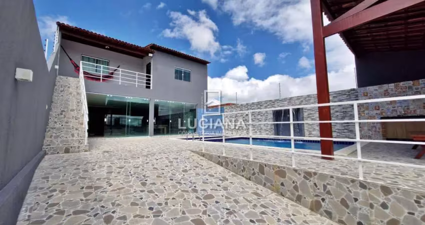 Sua casa com piscina e salão em excelente localização em gravatá/pe!