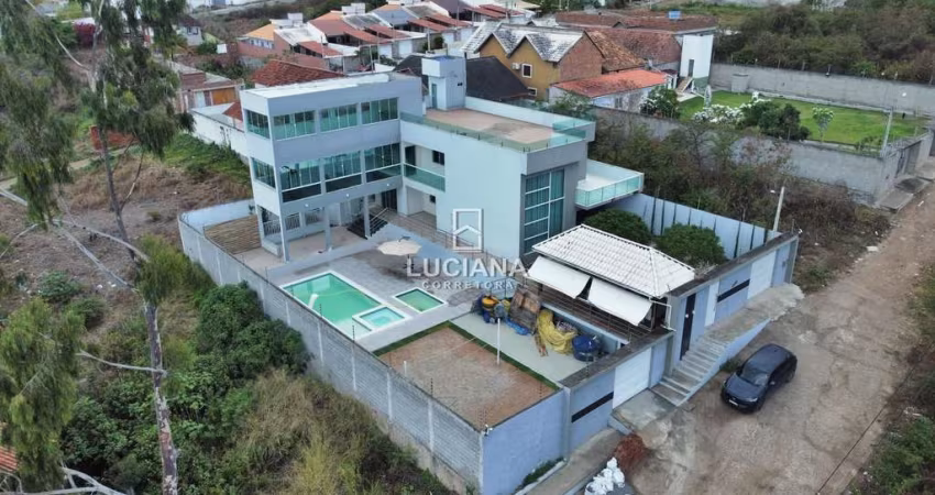 Gigante! Casa com ótima localização e espaço de lazer em Gravatá/PE