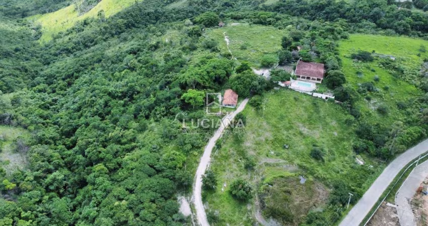 14 Hectares em Ótima Localização em Chã Grande/PE com caminho todo calçado