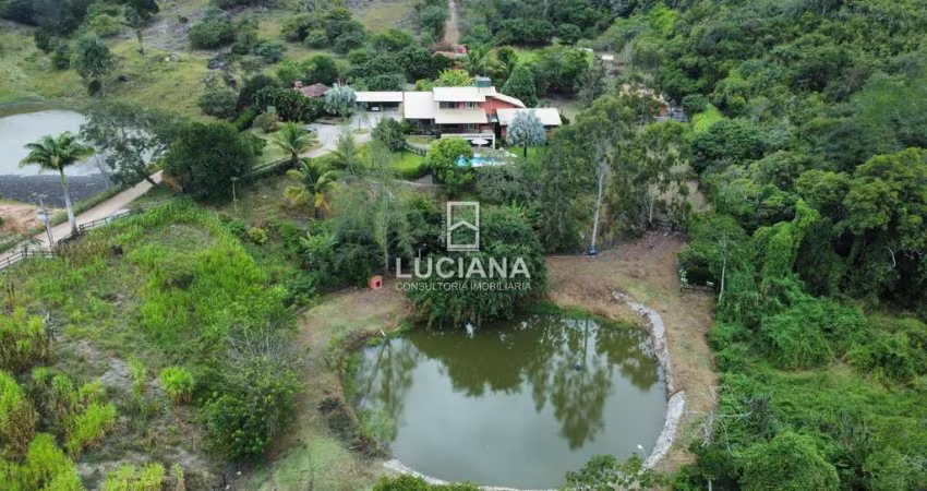 Rancho com 2.5 Hectares - Casa e estrutura de Alto Padrão em Gravatá/PE