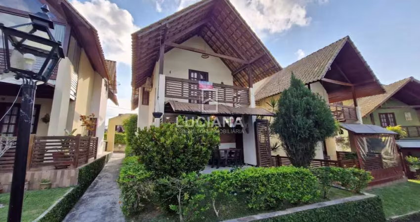 Casa com 3 suítes em condomínio próximo da via local em gravatá/pe!