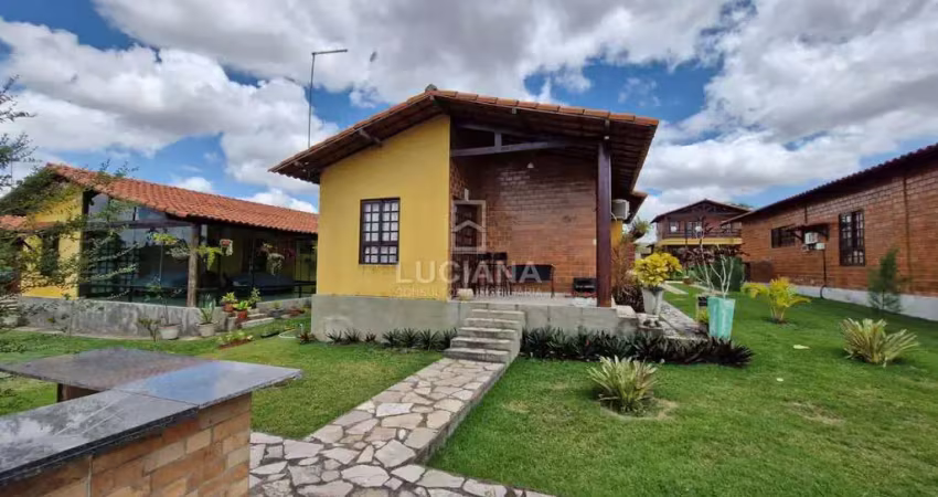 Casa com 2 quartos em condomínio próximo da via local - gravatá/pe
