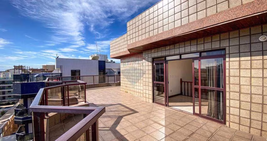 Sua Cobertura de Luxo em Cabo Frio - na esquina da Praia do Forte - Espera por Você!