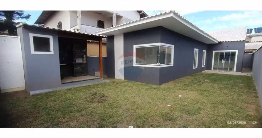 Casa moderna com 2 quartos, em Unamar a Venda, Cabo Frio - RJ, 103m2 por R$330 MIL