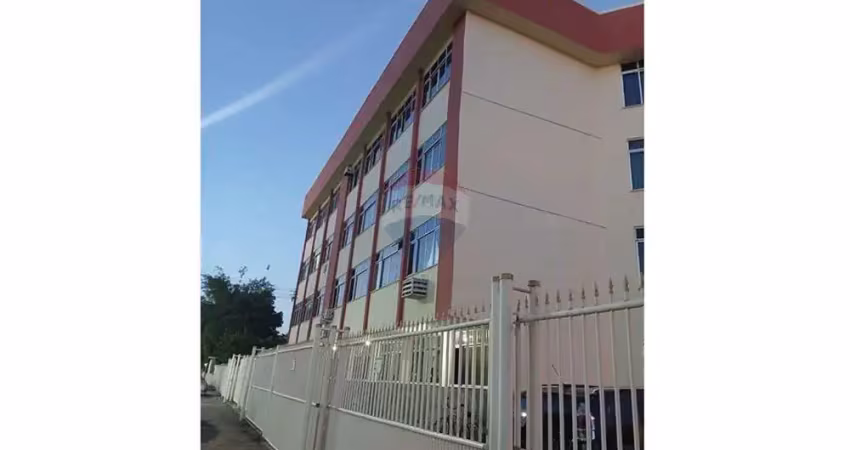 Apartamento com 1 quarto à venda na Avenida Araruama, 877, Centro, Araruama
