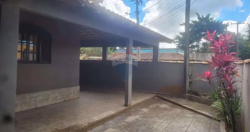Casa mobiliada a venda, 2 quartos - 212m2 em unamar - cabo frio/rj.
