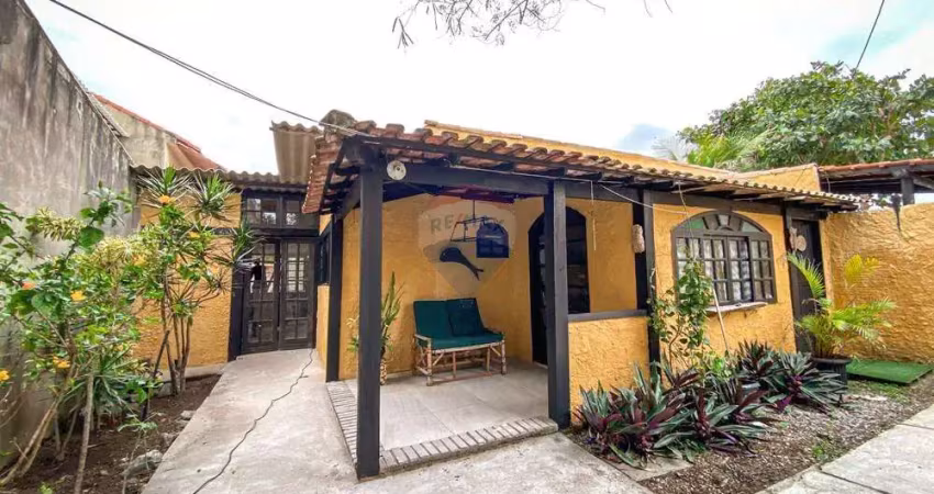 Casa de 2 quartos à beira-mar em unamar, cabo frio! apenas 250 mil.