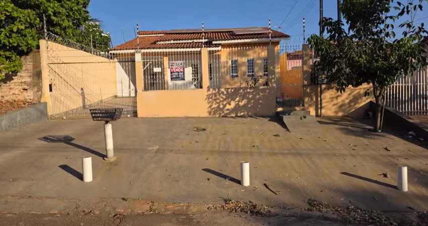 Casa excelente localização jardim paula ii em várzea grande próximo hospital santa rita