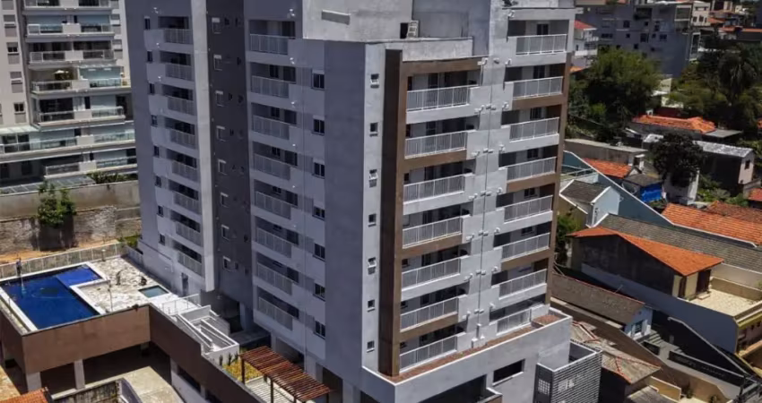 Apartamento no Alto da Lapa com churrasqueira na varanda
