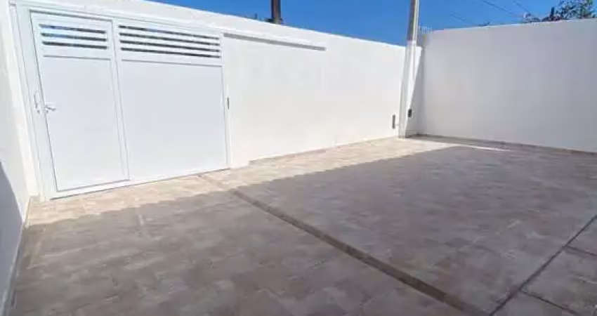 Casa na Praia para Venda em Itanhaém, PRAIA DOS SONHOS, 3 dormitórios, 1 suíte, 1 banheiro, 4 vagas