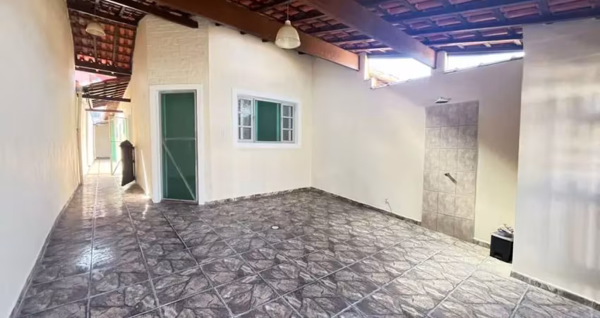 Casa para Venda em Itanhaém, CORUMBÁ, 2 dormitórios, 1 banheiro, 4 vagas