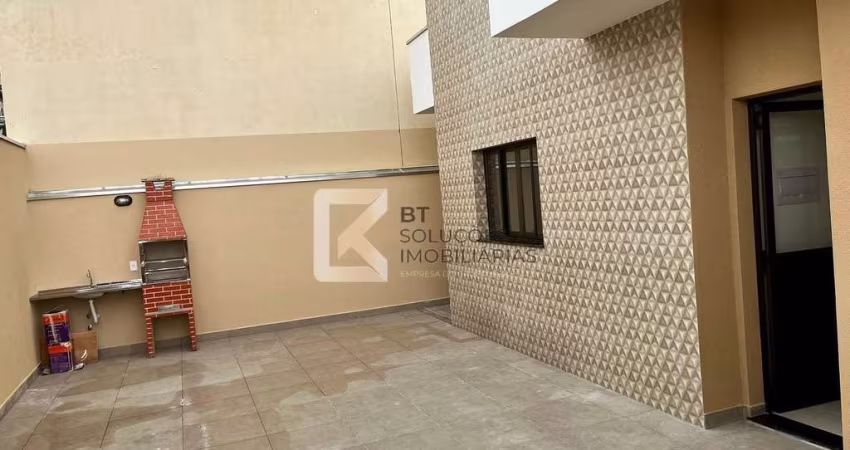 Casa com 3 dormitórios sendo 1 suíte  à venda, 140 m² de terreno e 73 m² de área construída por R$