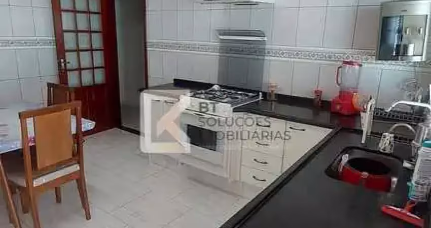 Casa à venda, 3 dormitórios sendo 1 suíte, 2 vagas de garagem cobertas, jardim recanto do valle, in