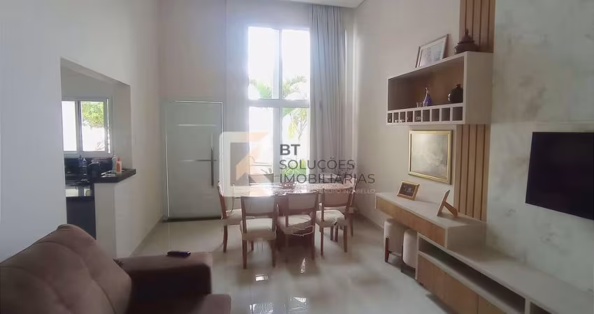 Belíssima Casa à venda, 2 dormitórios, 1 suíte, 2 vagas de garagem, Condomínio Jardim Park Real, In