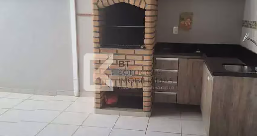 Casa à venda, 3 dormitórios com planejados sendo 2 com ar condicionado, área gourmet com churrasque