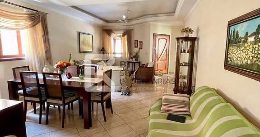 Casa à venda, 3 dormitórios com planejados sendo 1 suíte com closet, Aquecimento solar, Vila Suíça,