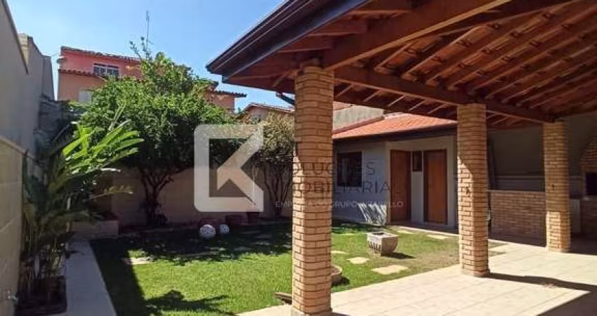 Sobrado com 4 suítes à venda, 360 m² de terreno e 287 m² de área construída por R$ 1.720.000,00 - V