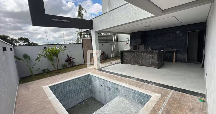 Casa com 3 suítes , piscina e uma área gourmet separada da casa com vista privilégiada à venda por