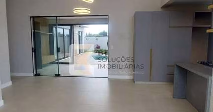 Casa à venda, com piscina e churrasqueira, Condomínio Residencial Piemonte, Jardim Panorama, Indaia