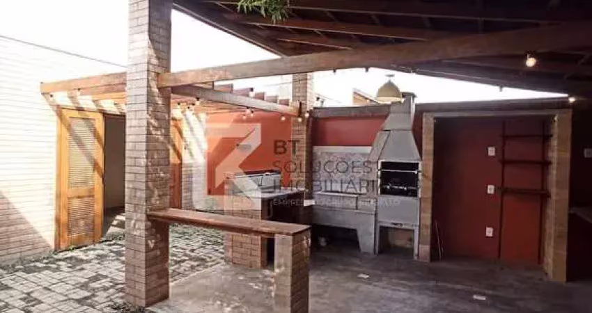 Casa Térrea à venda R$ 890.000,00, área terreno 300m² e área construída 250 m², Vila Avai, Indaitub
