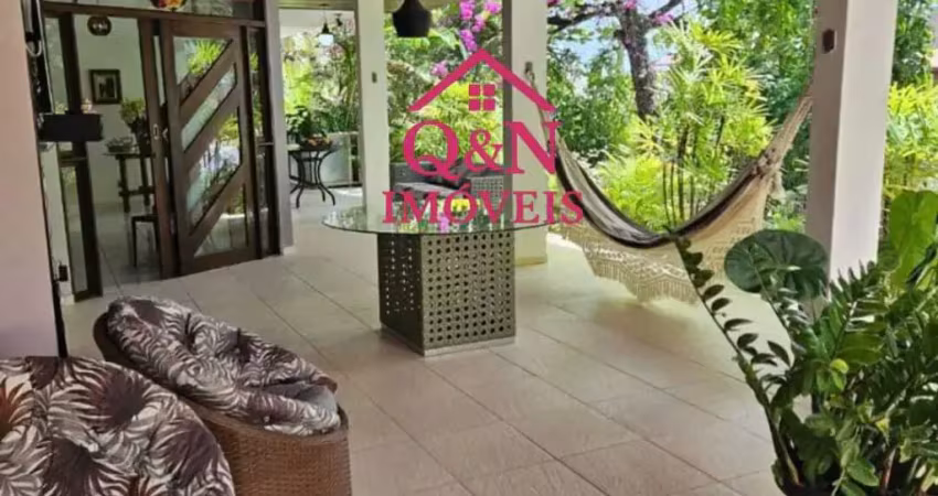 Casa Alto Padrão com Piscina no Aldebaran Beta