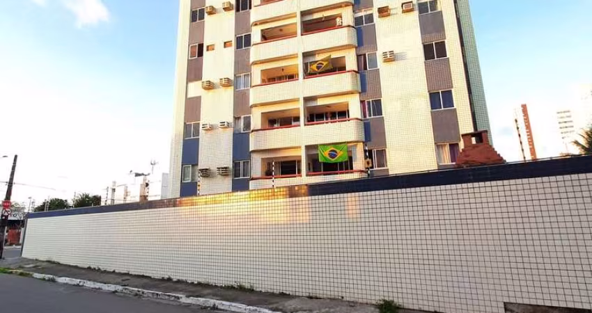 Candeias Apto 78m² c/ 3 qtos; 3 WC's; e 2 Suites