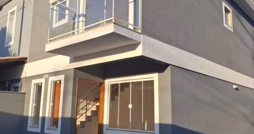 Lindo duplex em Costa Azul - Rio das Ostras RJ pertinho da praia!!