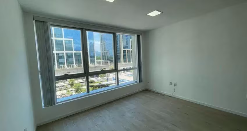 Sala comercial para alugar na Avenida Embaixador Abelardo Bueno, 600, Barra Olímpica, Rio de Janeiro