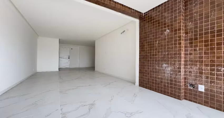 Apartamento com 3 Suítes à venda no Edf. Ravenna
