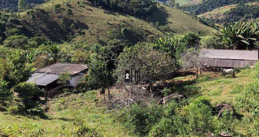 Sítio com 4 dormitórios à venda, 74000 m² por R$ 555.000,00 - Villagio da Serra - Juiz de Fora/MG