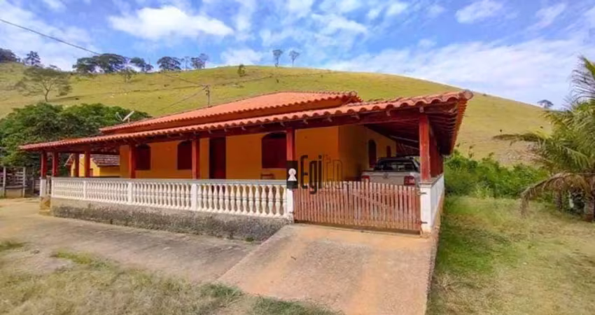 Fazenda com 4 dormitórios à venda, 936000 m² por r$ 2.200.000,00 - centro - bicas/mg