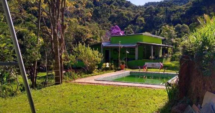 Sítio com 3 dormitórios à venda, 720000 m² por R$ 650.000,00 - Monte Verde - Juiz de Fora/MG