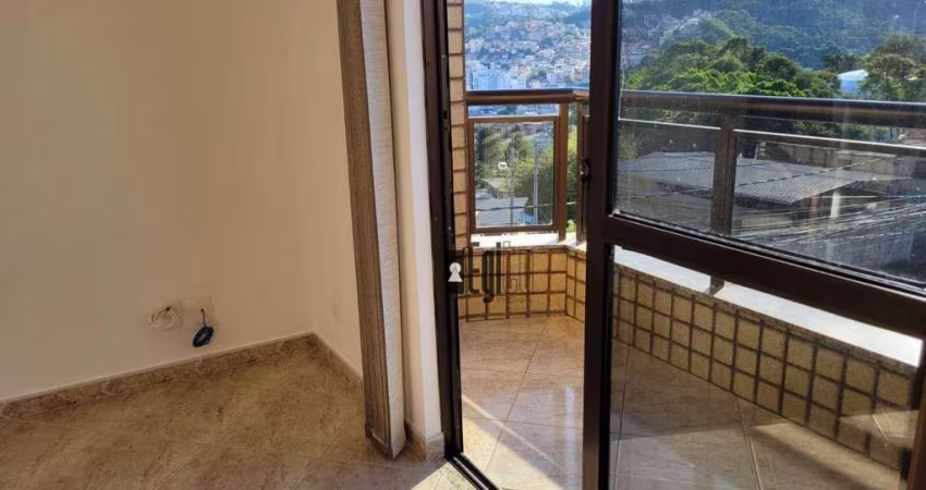 Apartamento com 2 dormitórios à venda, 62 m² por R$ 235.000,00 - Santa Terezinha - Juiz de Fora/MG