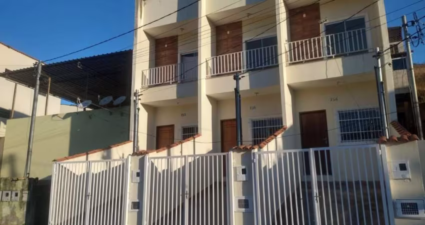 Casa com 2 dormitórios à venda por R$ 229.000 - Grama - Juiz de Fora/MG