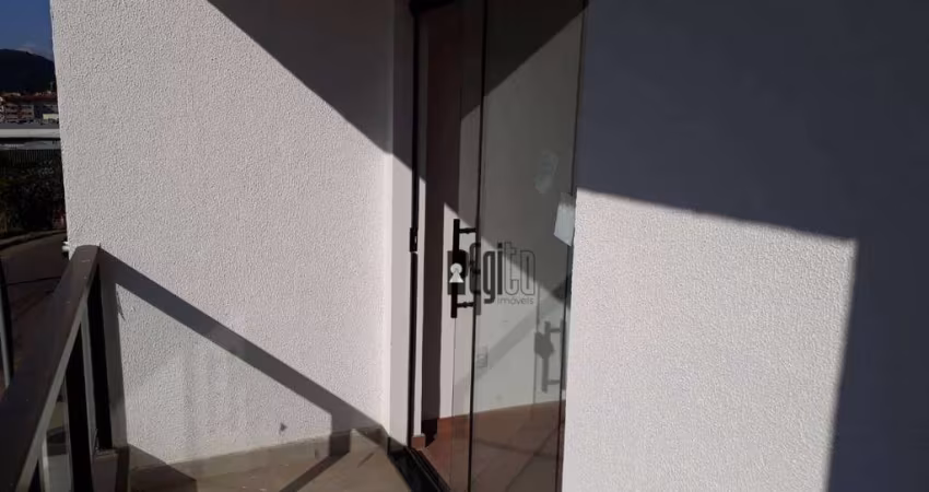 Casa com 2 dormitórios à venda por R$ 350.000 - Fontesville - Juiz de Fora/MG