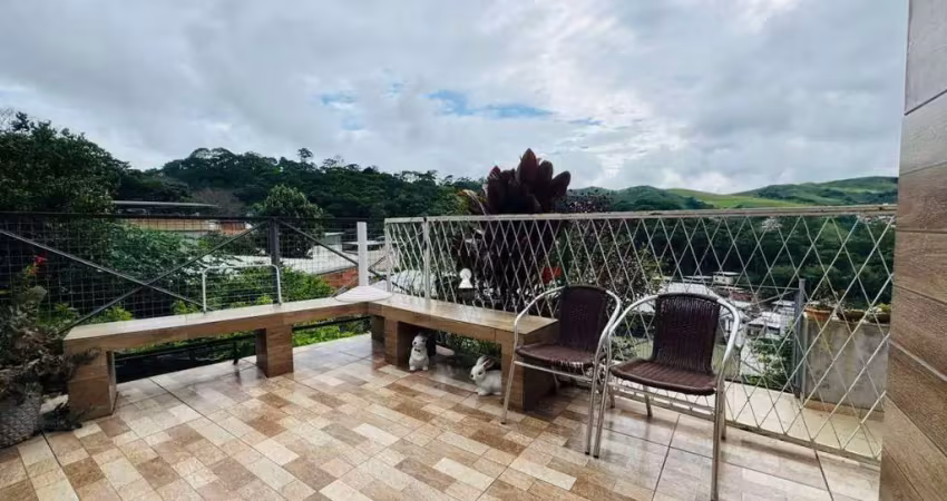 Casa com 4 dormitórios à venda por R$ 260.000,00 - Progresso - Juiz de Fora/MG