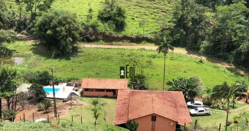 Sítio com 3 dormitórios à venda, 240000 m² por R$ 800.000 - Coronel Pacheco - Coronel Pacheco/MG