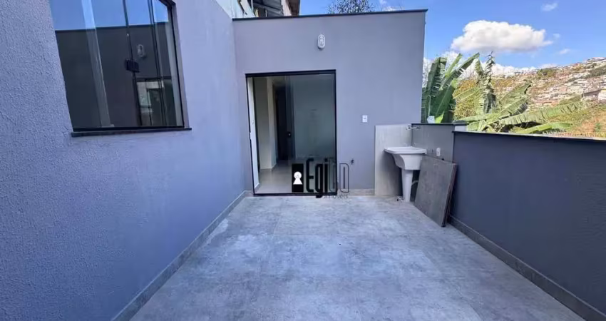 Sobrado com 2 dormitórios à venda, 65 m² por r$ 180.000 - grajaú - juiz de fora/mg