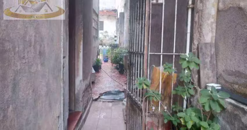 Sobrado a Venda na Vila Formosa com 3 Quartos, 2 Banheiros e 1 Vaga.