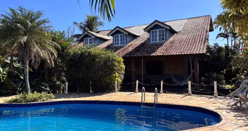 ESPETACULAR MANSÃO EM VILATUR SAQUAREMA